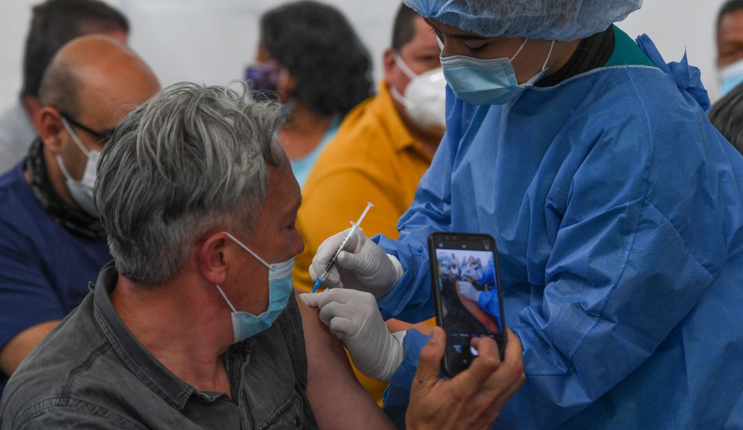 Colombia se acerca a las 12 millones de dosis aplicadas de vacuna COVID Colombia se acerca a las 12 millones de dosis aplicadas de vacuna COVID
