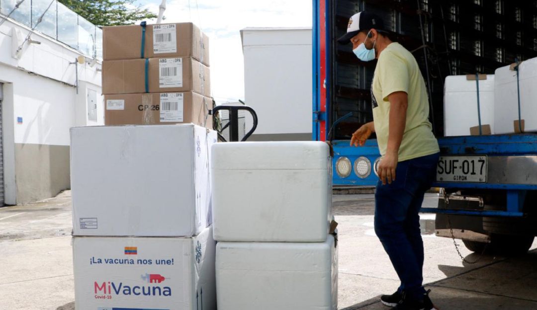 Vacunas de Pfizer y AztraZeneca fueron entregadas a los municipios Vacunas de Pfizer y AztraZeneca fueron entregadas a los municipios