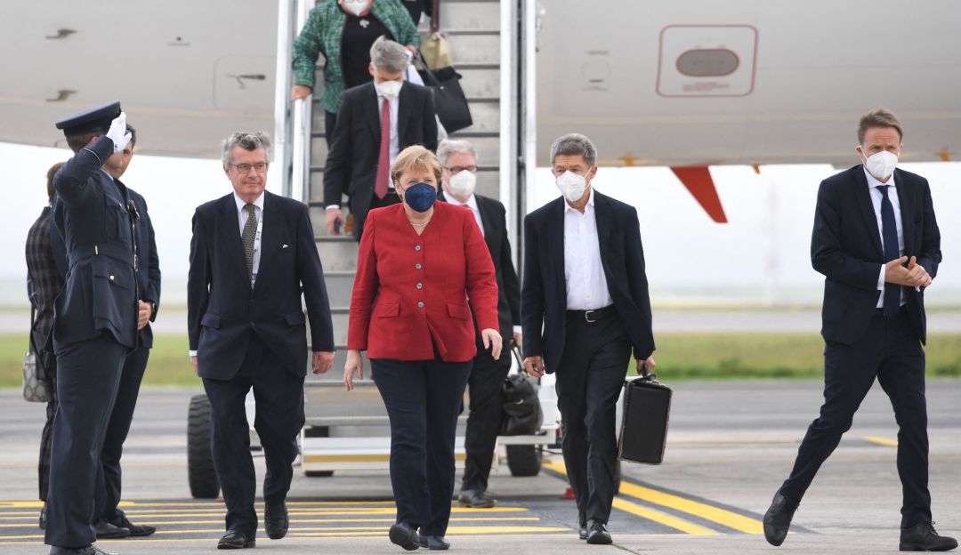 La canciller alemana Angela Merkel en su llegada al Reino Unido La canciller alemana Angela Merkel en su llegada al Reino Unido