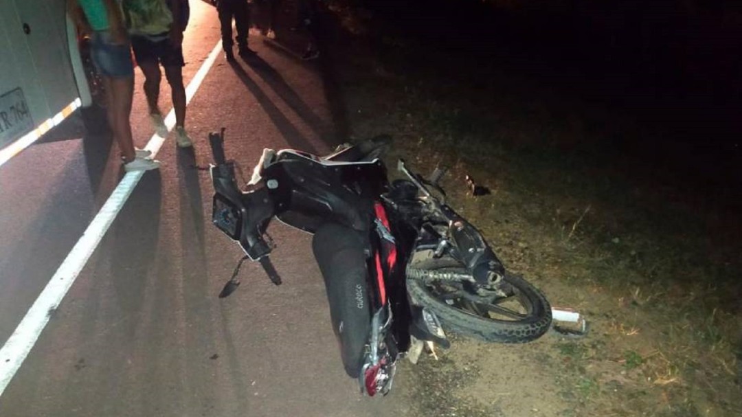 Murió motociclista arrollado por un carro entre San Pedro y Magangué