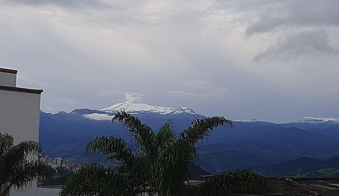 Volcán Nevado del Ruíz Volcán Nevado del Ruíz