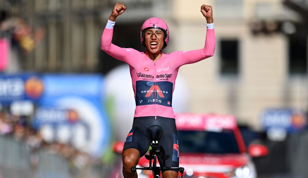 Egan Bernal supera el COVID-19 y dice estar “ready to rock” Egan Bernal supera el COVID-19 y dice estar “ready to rock”