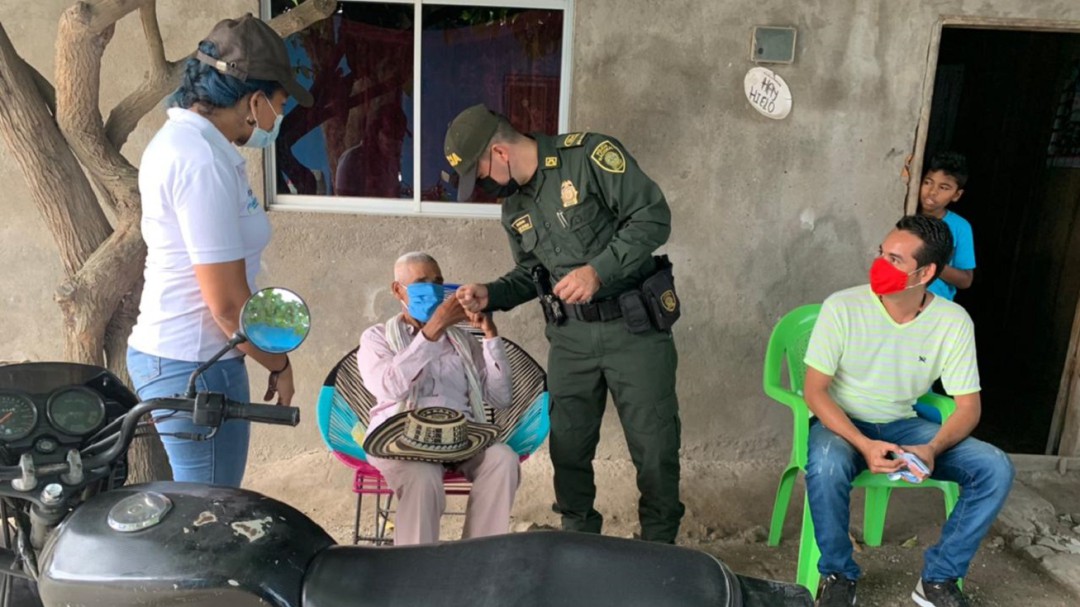 Policía de Bolívar adelantó campaña para prevenir casos de COVID-19