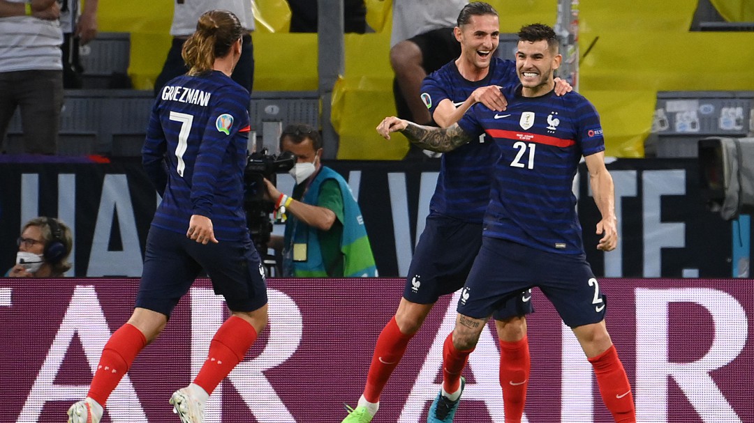 Un autogol de Mats Hummels definió el partido entre Alemania y Francia