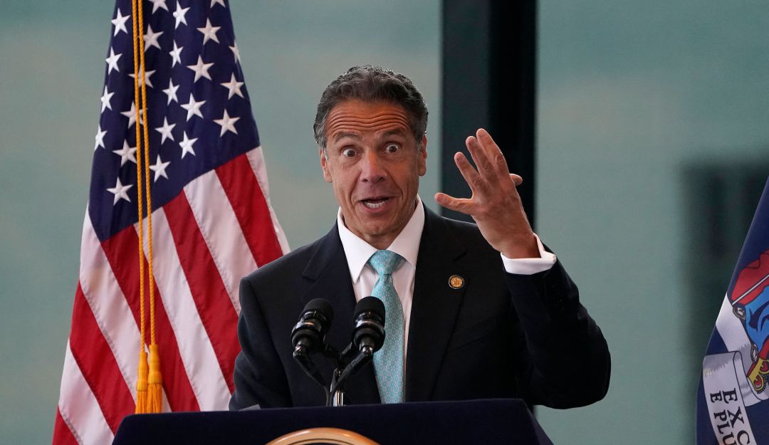 El gobernador de Nueva York, Andrew Cuomo, durante el anuncio del levantamiento de restricciones por coronavirus. El gobernador de Nueva York, Andrew Cuomo, durante el anuncio del levantamiento de restricciones por coronavirus.