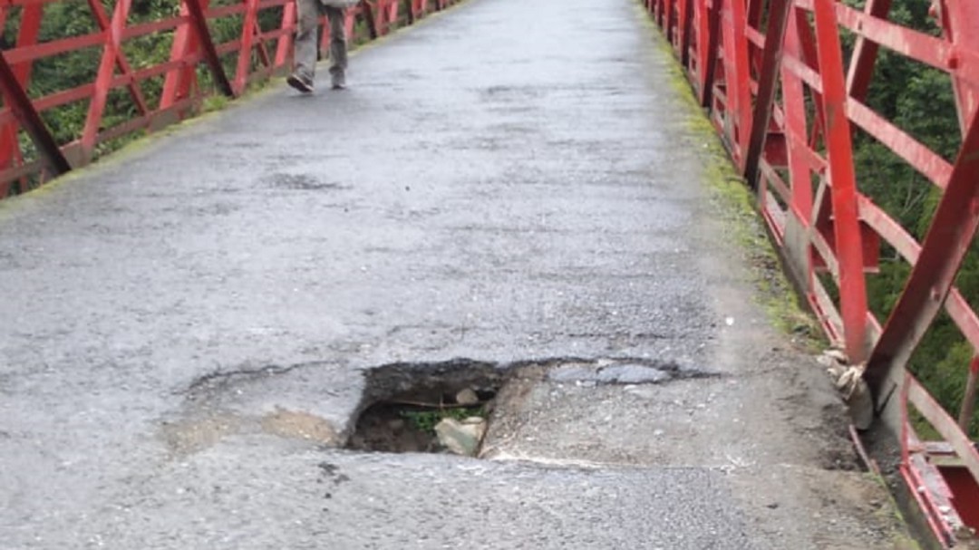 Fue cerrado el Puente Olivares de Manizales