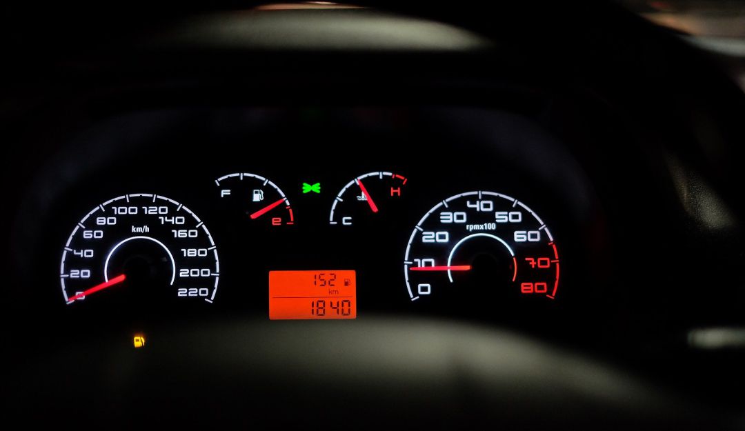 Tablero de testigos de un automóvil Tablero de testigos de un automóvil