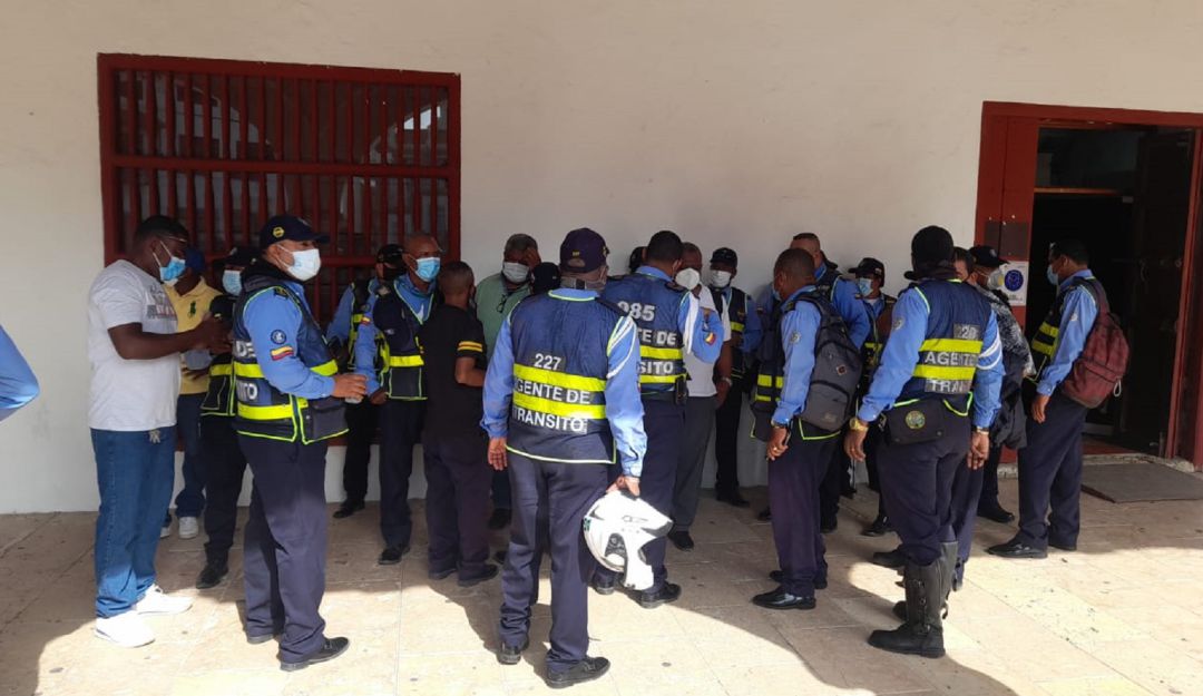 Según el Sindicato de Trabajadores Oficiales la funcionaria desconoció los acuerdos e impulsó el sorteo para las vacantes de agentes del DATT Según el Sindicato de Trabajadores Oficiales la funcionaria desconoció los acuerdos e impulsó el sorteo para las vacantes de agentes del DATT
