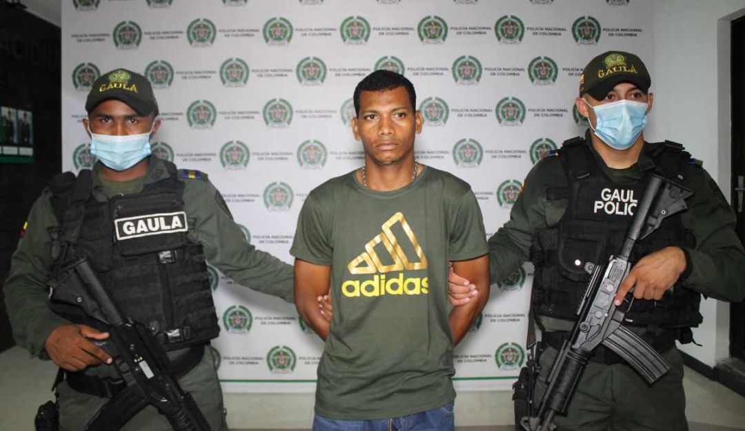 Alias 'Mono Loco' fue presentado ante el Juzgado 3 Promiscuo de Corozal, Sucre. Alias 'Mono Loco' fue presentado ante el Juzgado 3 Promiscuo de Corozal, Sucre.