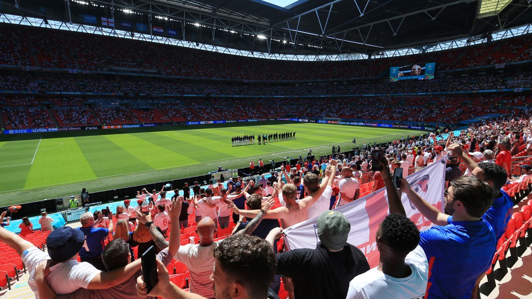 Boris Johnson: "La salud está por encima de la Eurocopa"