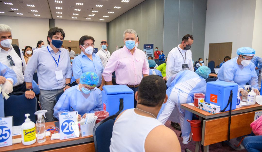 Presidente Iván Duque supervisa el proceso de vacunación en San Andrés. Presidente Iván Duque supervisa el proceso de vacunación en San Andrés.