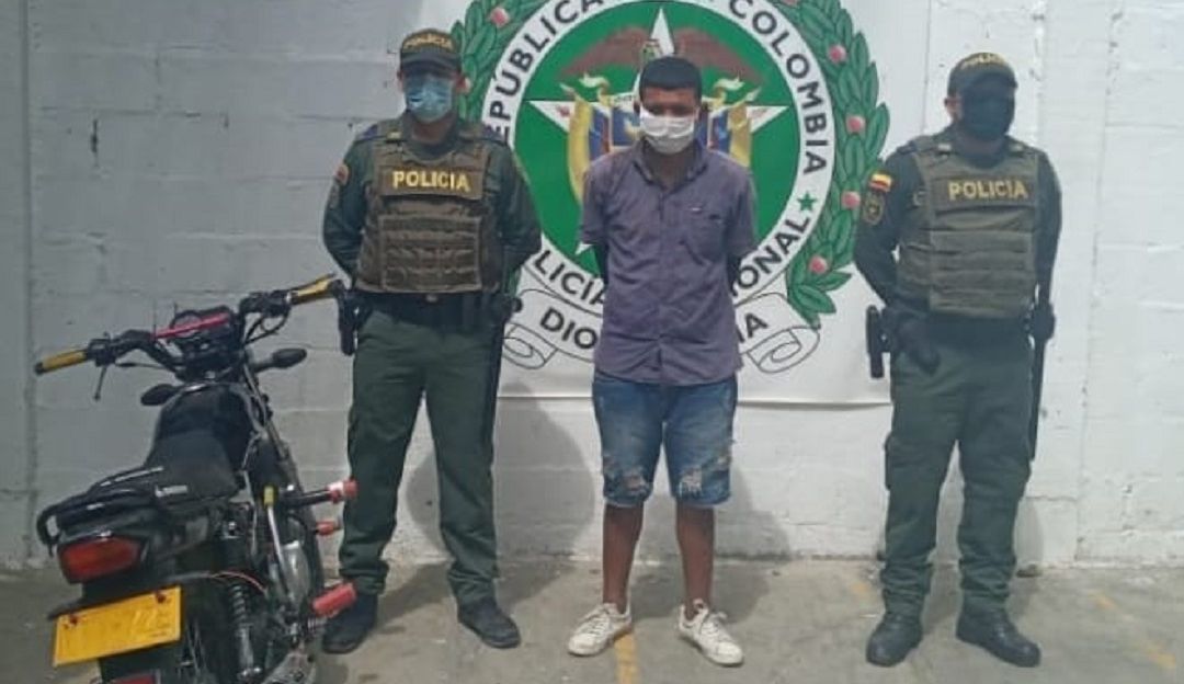 ‘El Juepa’ en compañía de otro sujeto cometió el hurto en el sector Isla de Belén del barrio Fredonia ‘El Juepa’ en compañía de otro sujeto cometió el hurto en el sector Isla de Belén del barrio Fredonia