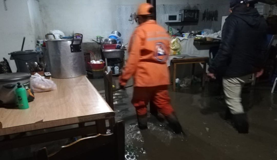Inundaciones en zona urbana y rural de Aquitania. Inundaciones en zona urbana y rural de Aquitania.