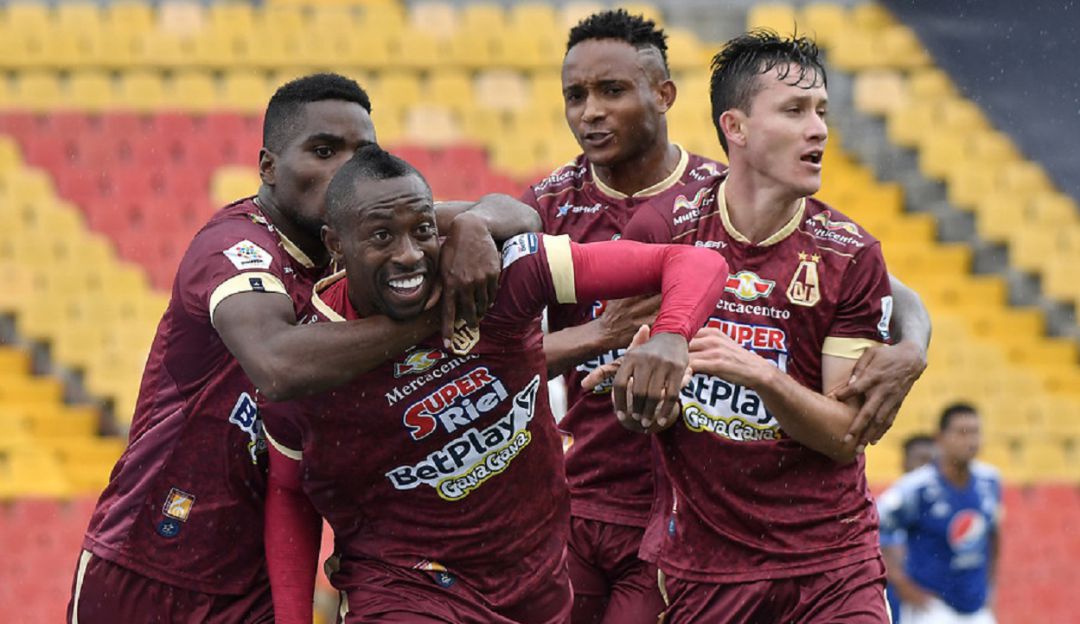 Los jugadores del Tolima festejan una de las dos anotaciones de Juan Fernando Caicedo. Los jugadores del Tolima festejan una de las dos anotaciones de Juan Fernando Caicedo.