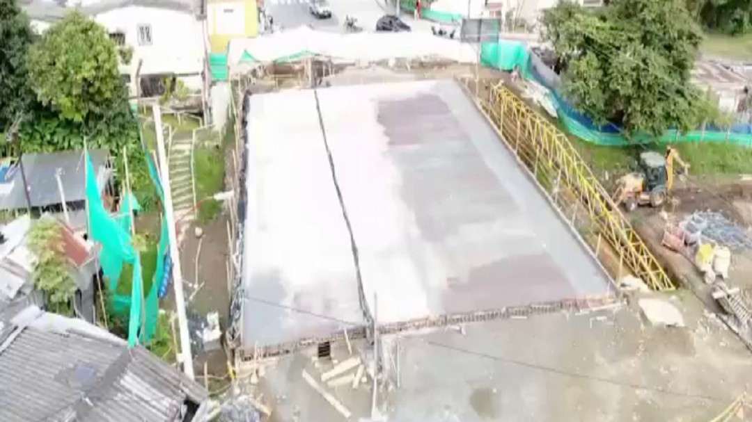 4 Meses de retraso tiene obra del puente los quindos en Armenia