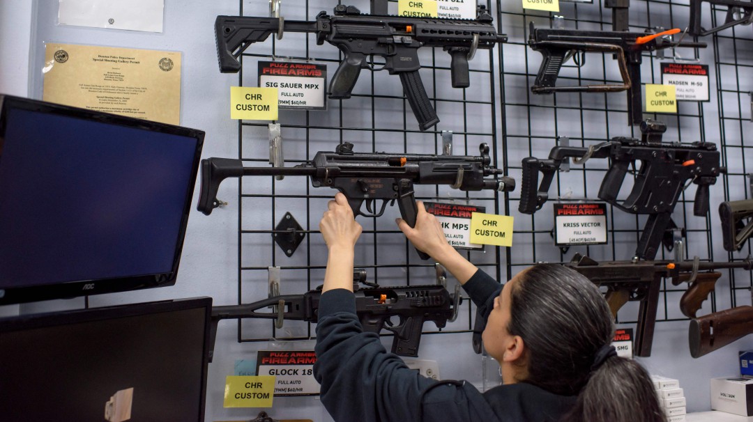México demanda once empresas fabricadoras de armas de EE.UU.