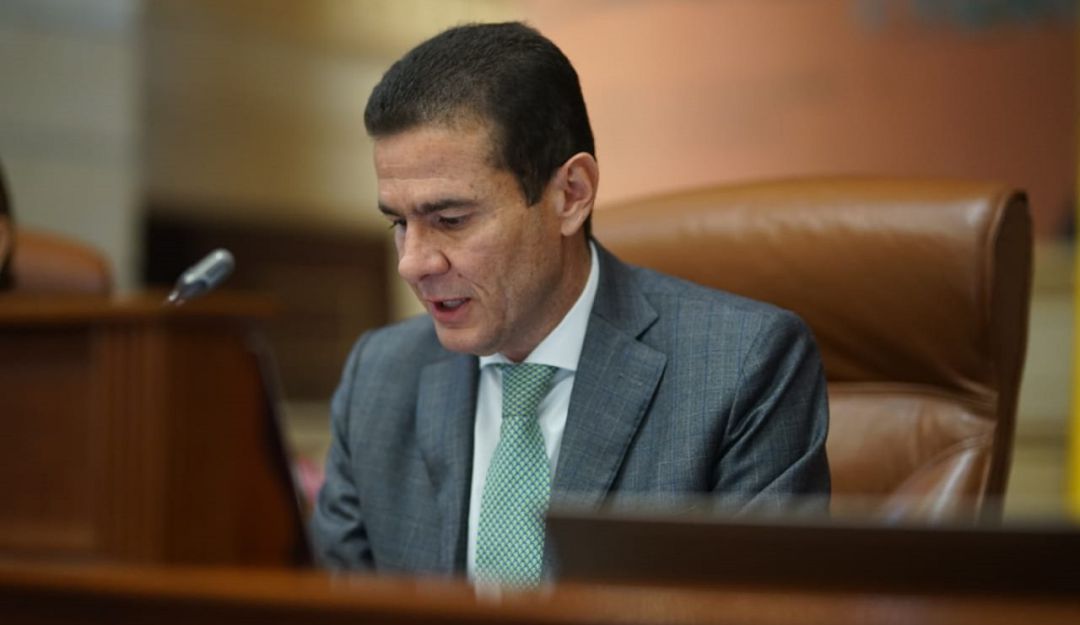 Actualmente, Carlos Cuenca es presidente de la Comisión de Investigación y Acusaciones de la Cámara de Representantes Actualmente, Carlos Cuenca es presidente de la Comisión de Investigación y Acusaciones de la Cámara de Representantes