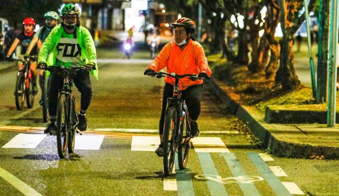 Ciclovía nocturna Ciclovía nocturna