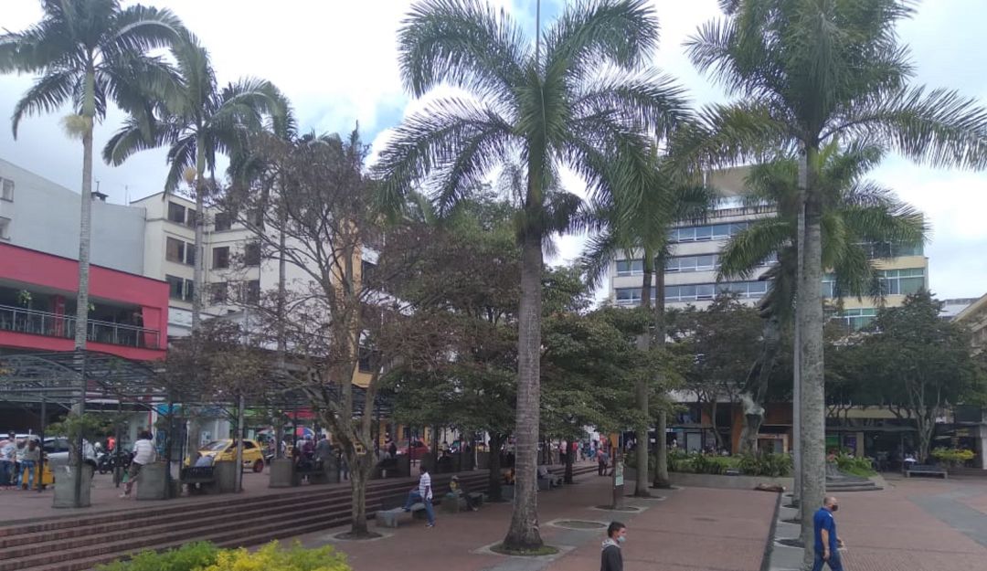 Plaza de Bolívar de Armenia Plaza de Bolívar de Armenia
