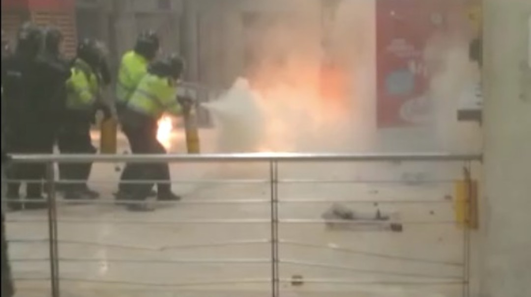 Portal Suba fue atacado con bombas incendiarias