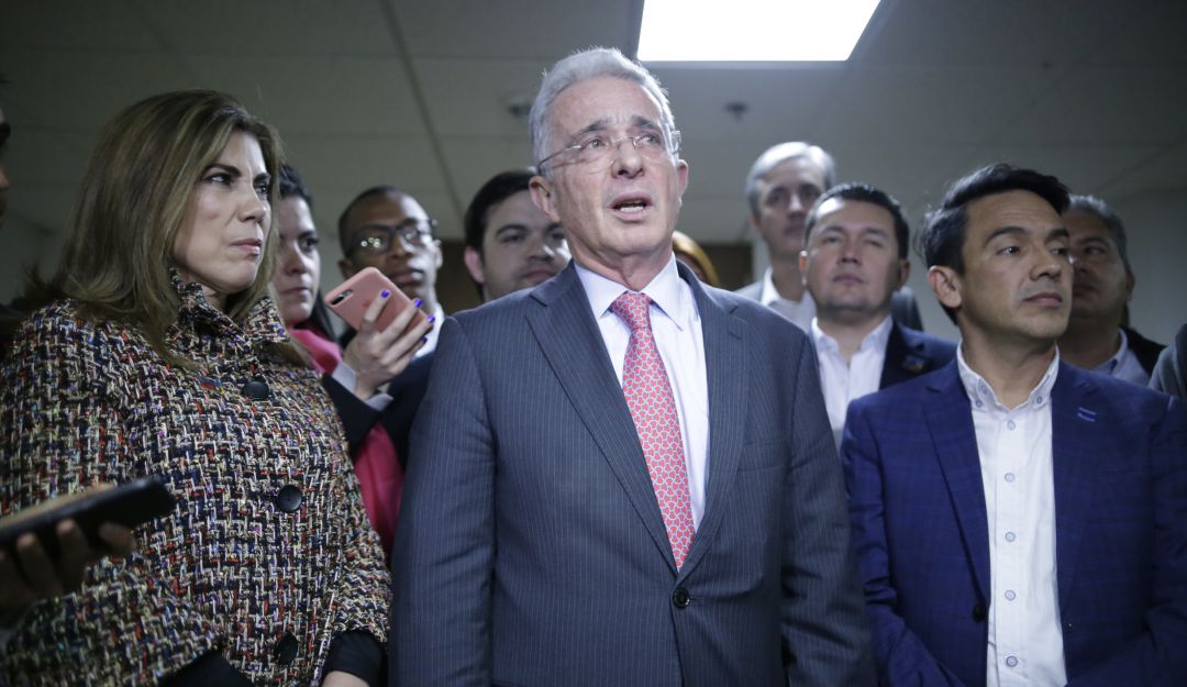 Expresidente Alvaro Uribe Vélez, investigado por presunto fraude procesal y commpra de testigos Expresidente Alvaro Uribe Vélez, investigado por presunto fraude procesal y commpra de testigos