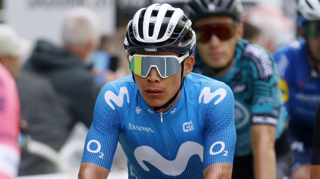 "Es una pena", lamenta 'Supermán' López tras caída en 1ª etapa del Tour