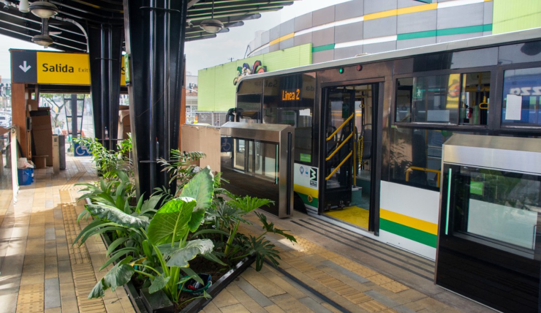 Metroplús iniciará las pruebas instructivas en la pretroncal de la avenida Oriental en Medellín Metroplús iniciará las pruebas instructivas en la pretroncal de la avenida Oriental en Medellín