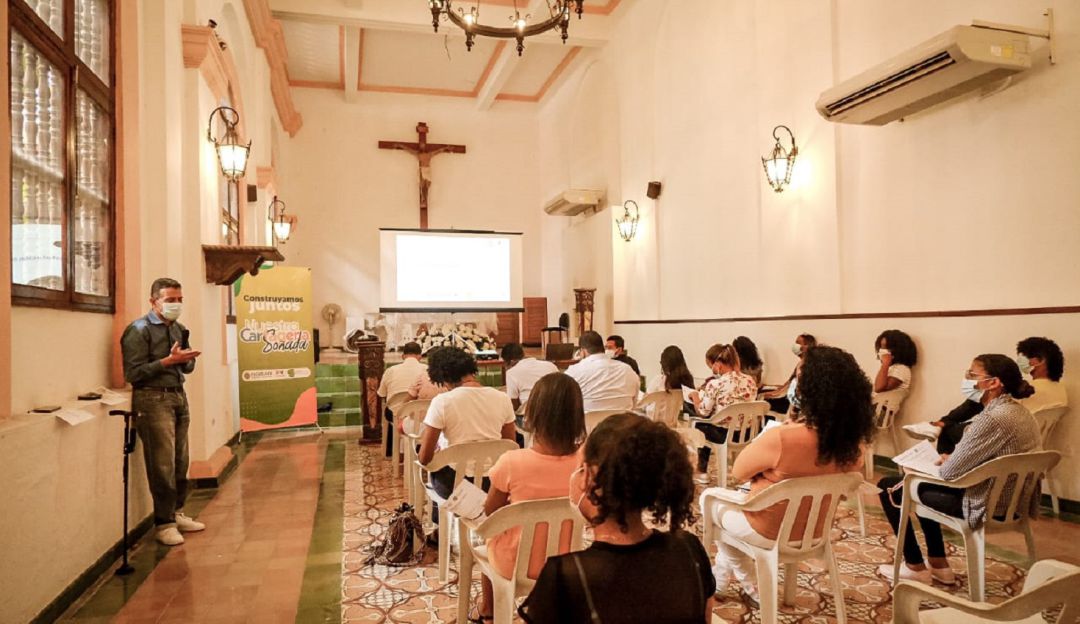 Líderes y veedores estarán en la capacidad de diseñar talleres para sus comunidades con el fin de que nazca una red de liderazgo Líderes y veedores estarán en la capacidad de diseñar talleres para sus comunidades con el fin de que nazca una red de liderazgo