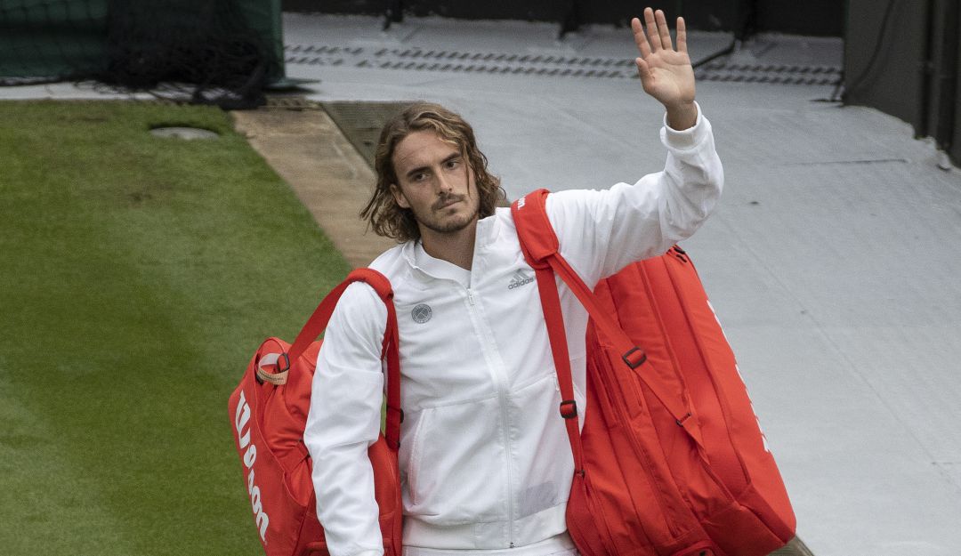 Stefanos Tsitsipas cae en primera ronda de Wimbledon Stefanos Tsitsipas cae en primera ronda de Wimbledon