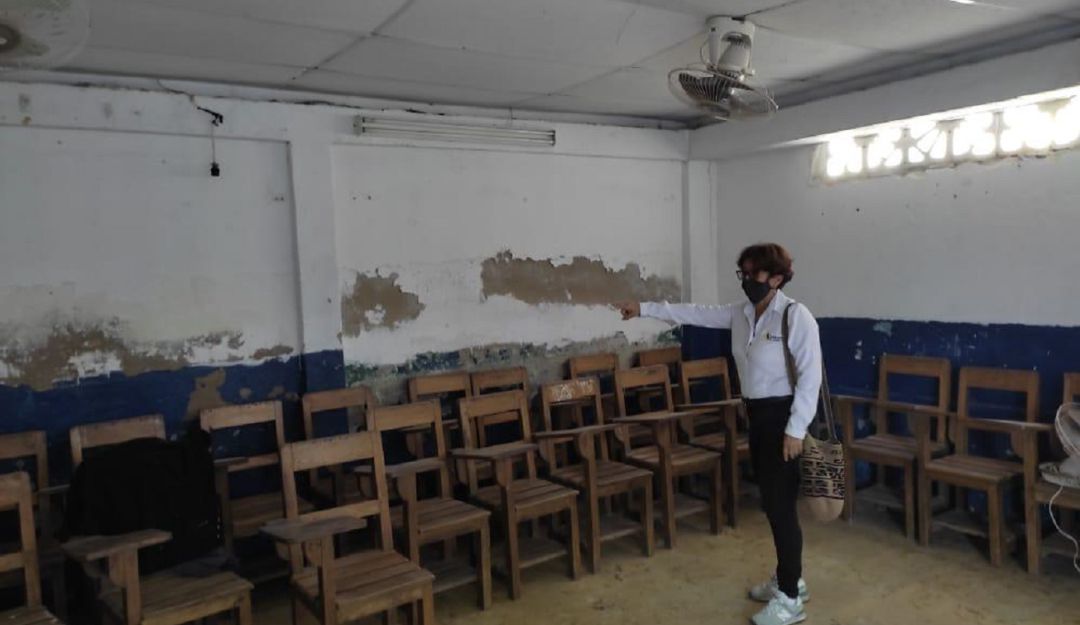 Carmen de Caro aseguró que abrirá investigaciones a todos los rectores para saber en qué se han invertidos los dineros del fondo de servicio educativo Carmen de Caro aseguró que abrirá investigaciones a todos los rectores para saber en qué se han invertidos los dineros del fondo de servicio educativo