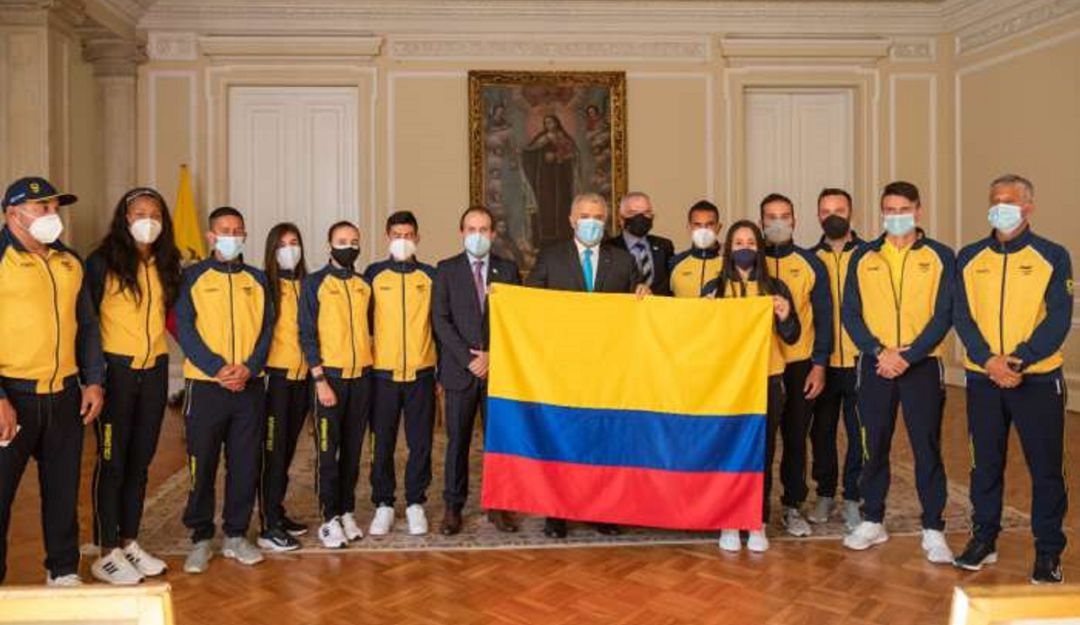 Presidente Duque entregó pabellón nacional a delegación colombiana Presidente Duque entregó pabellón nacional a delegación colombiana