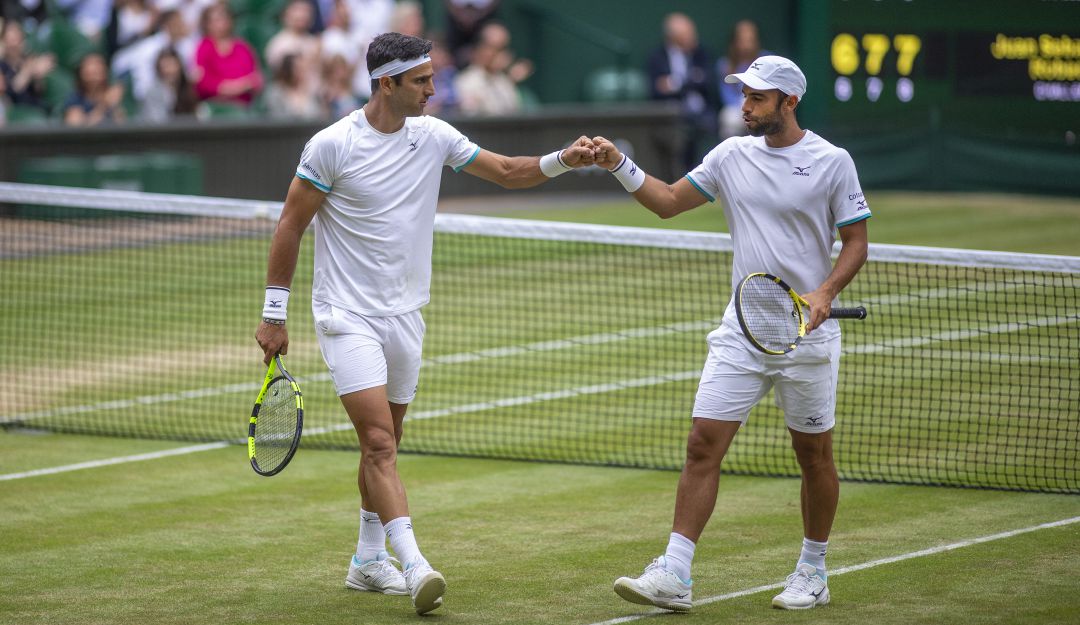 Juan Sebastián Cabal y Robert Farah defienden su título en Wimbledon. Juan Sebastián Cabal y Robert Farah defienden su título en Wimbledon.