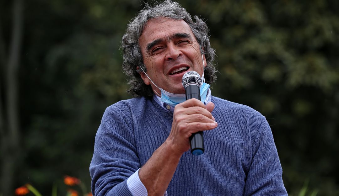 Hablando del proceso de paz, Fajardo explicó por qué no se uniría con Petro Hablando del proceso de paz, Fajardo explicó por qué no se uniría con Petro