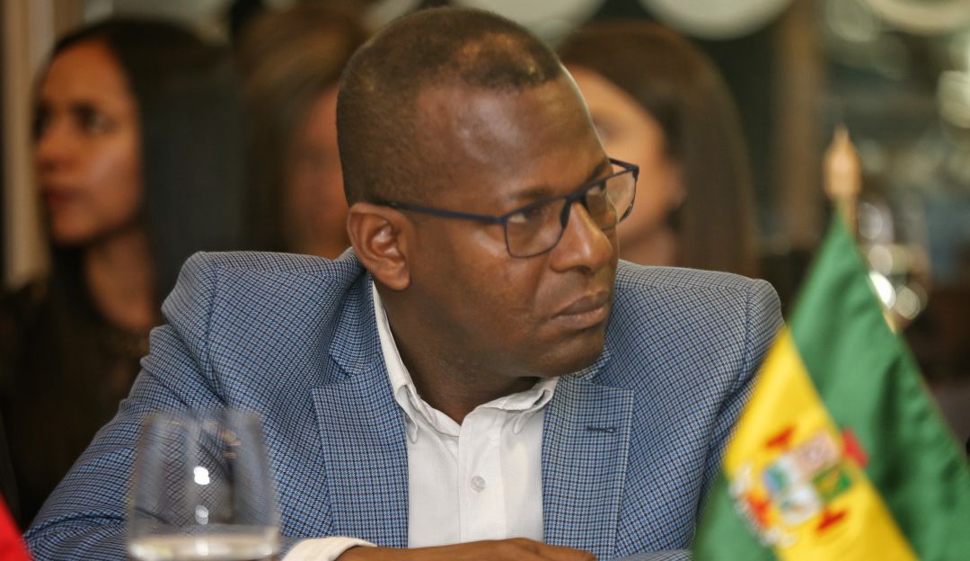 Elías Larrahondo Carabalí, Gobernador del Cauca Elías Larrahondo Carabalí, Gobernador del Cauca