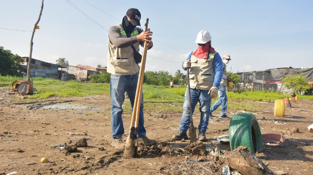 Abiertas dos convocatorias para contratar con el EPA Cartagena