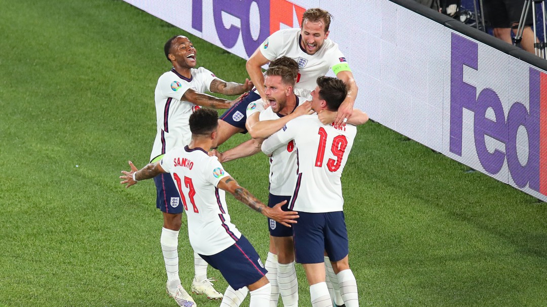 Inglaterra refuerza su candidatura tras golear a Ucrania en la Eurocopa
