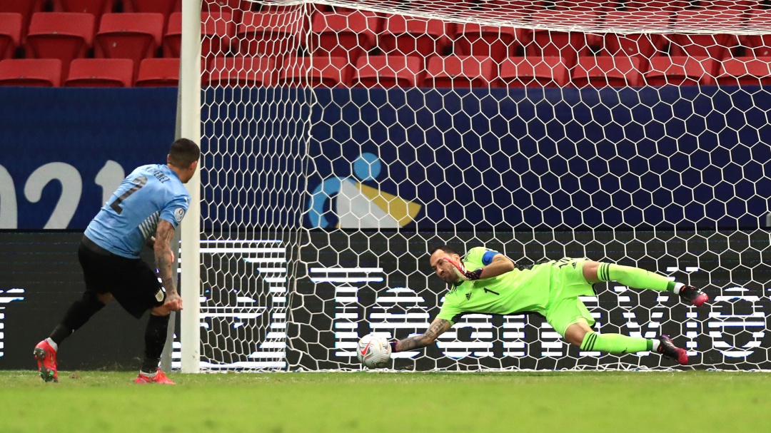 Ospina se hace su propio homenaje y Colombia es semifinalista