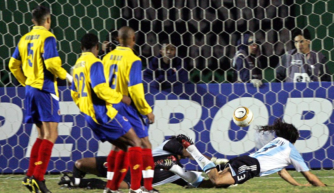 Colombia vs. Argentina, Copa América de Perú 2004 Colombia vs. Argentina, Copa América de Perú 2004