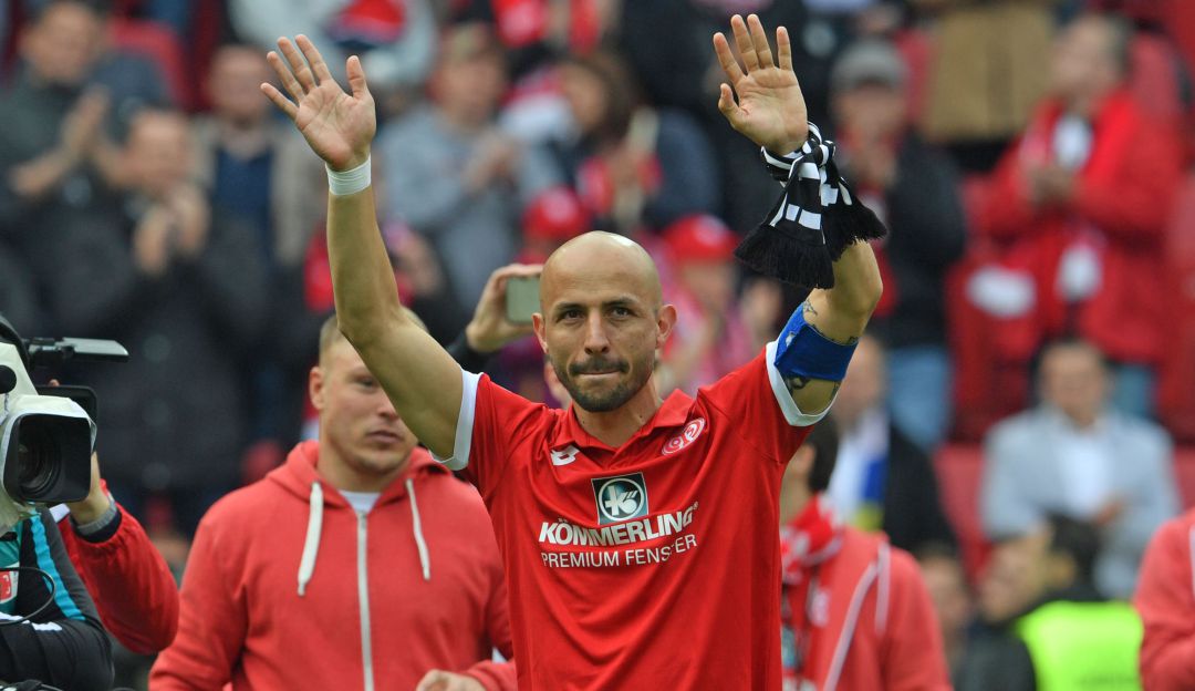 Elkin Soto, exfutbolista colombiano con pasado en el Mainz 05 de la Bundesliga Elkin Soto, exfutbolista colombiano con pasado en el Mainz 05 de la Bundesliga