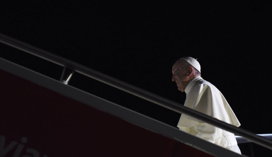 Papa Francisco fue operado con éxito pero seguirá internado al menos 5 días Papa Francisco fue operado con éxito pero seguirá internado al menos 5 días