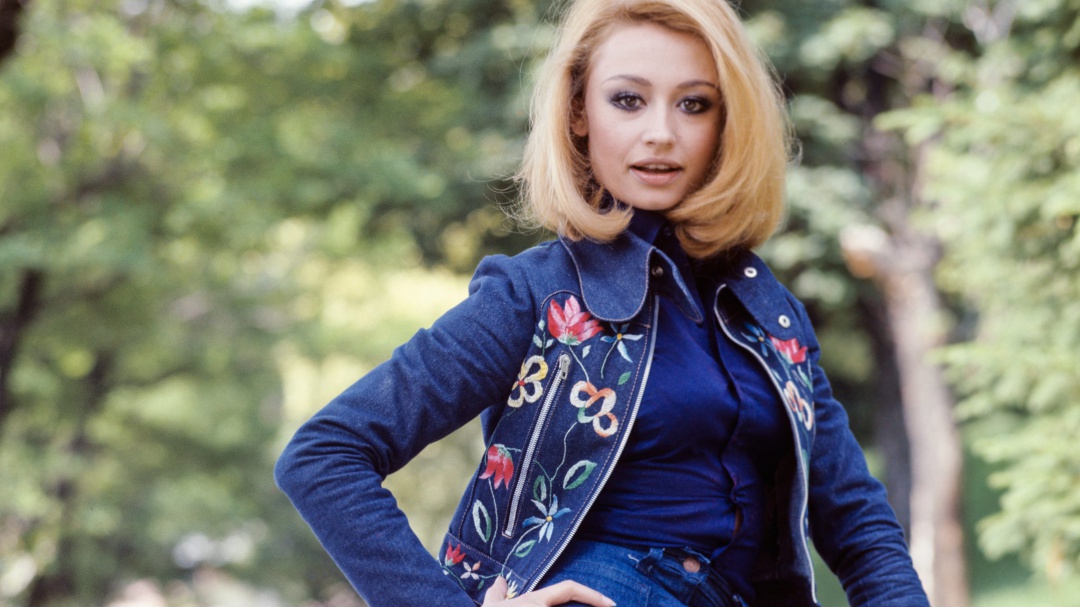 Falleció a sus 78 años la cantante y actriz Raffaella Carrà