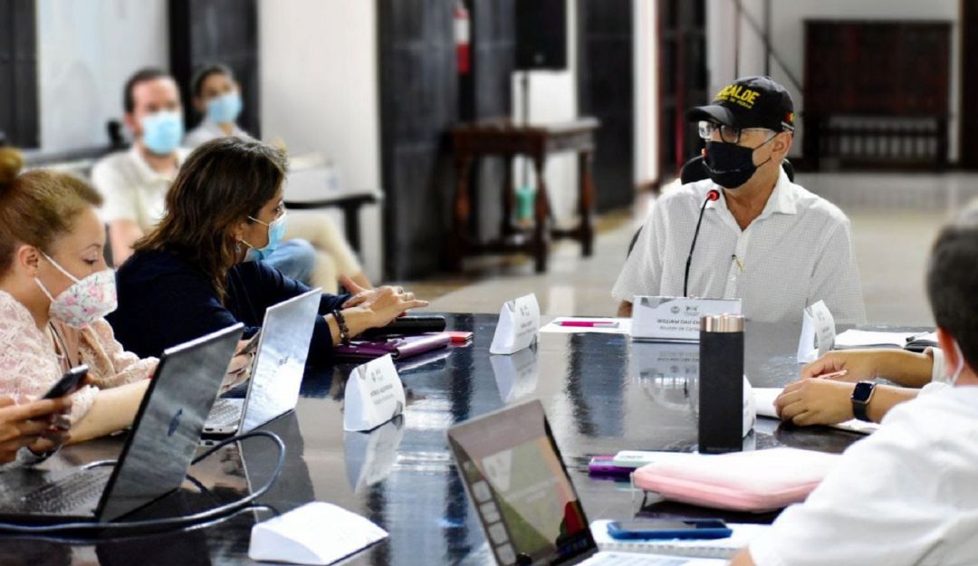 La Nación ayudará a la Alcaldía con la cofinanciación de más de $65.000 millones, lo que permitirá reducir la cartera morosa con el sector salud La Nación ayudará a la Alcaldía con la cofinanciación de más de $65.000 millones, lo que permitirá reducir la cartera morosa con el sector salud
