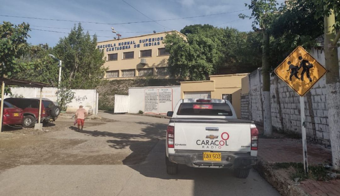 La acción fue instaurada por un grupo de padres de familia La acción fue instaurada por un grupo de padres de familia