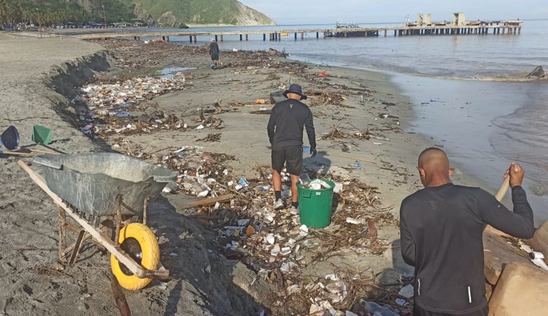 Limpiezas en balnearios: En playas de Santa Marta recolectan 12 toneladas de residuos Limpiezas en balnearios: En playas de Santa Marta recolectan 12 toneladas de residuos