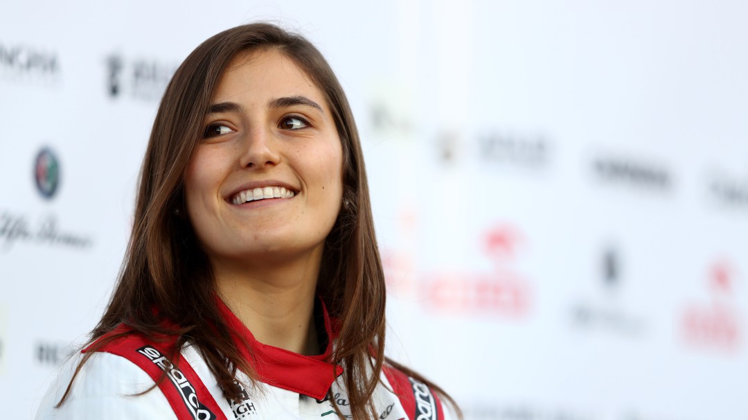 Tatiana Calderón realizó su primer test de IndyCar con AJ Foyt Racing