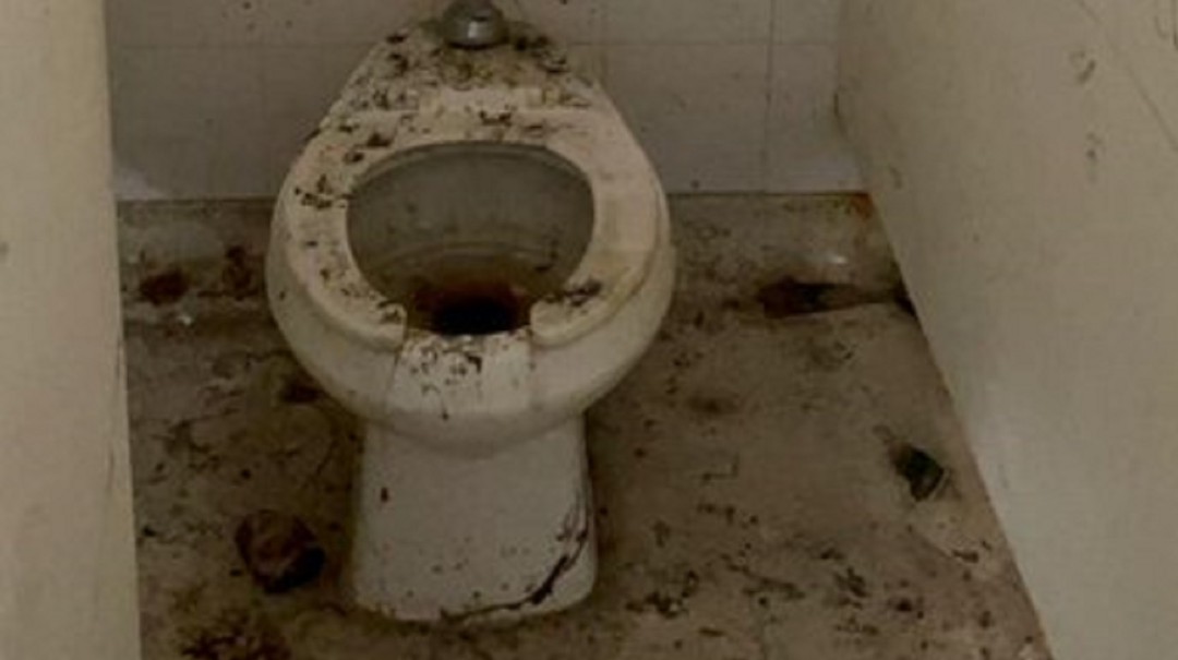 Polémica por el mal estado de algunos colegios en Caldas