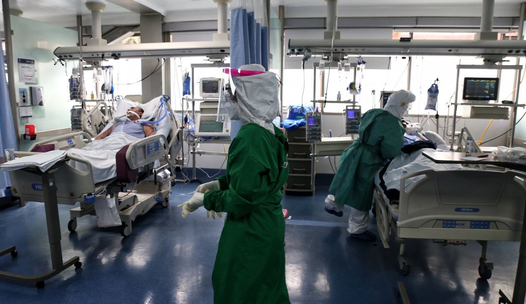 Según el Departamento de Salud (Dadis), 289 camas se encuentran ocupadas y 80 disponibles en toda la red hospitalaria de la ciudad Según el Departamento de Salud (Dadis), 289 camas se encuentran ocupadas y 80 disponibles en toda la red hospitalaria de la ciudad