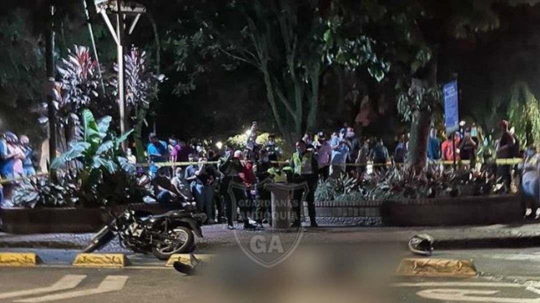 Un presunto ladrón falleció en un intento de hurto en el parque de Sabaneta