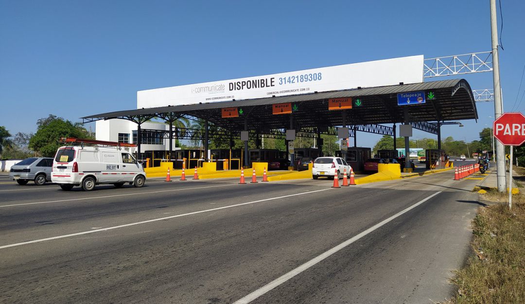 El alcalde Guillermo Torres informó que la ANI estaría dispuesta a financiar una vía alterna y de esta manera los turbaqueros no pagarían un solo peso El alcalde Guillermo Torres informó que la ANI estaría dispuesta a financiar una vía alterna y de esta manera los turbaqueros no pagarían un solo peso