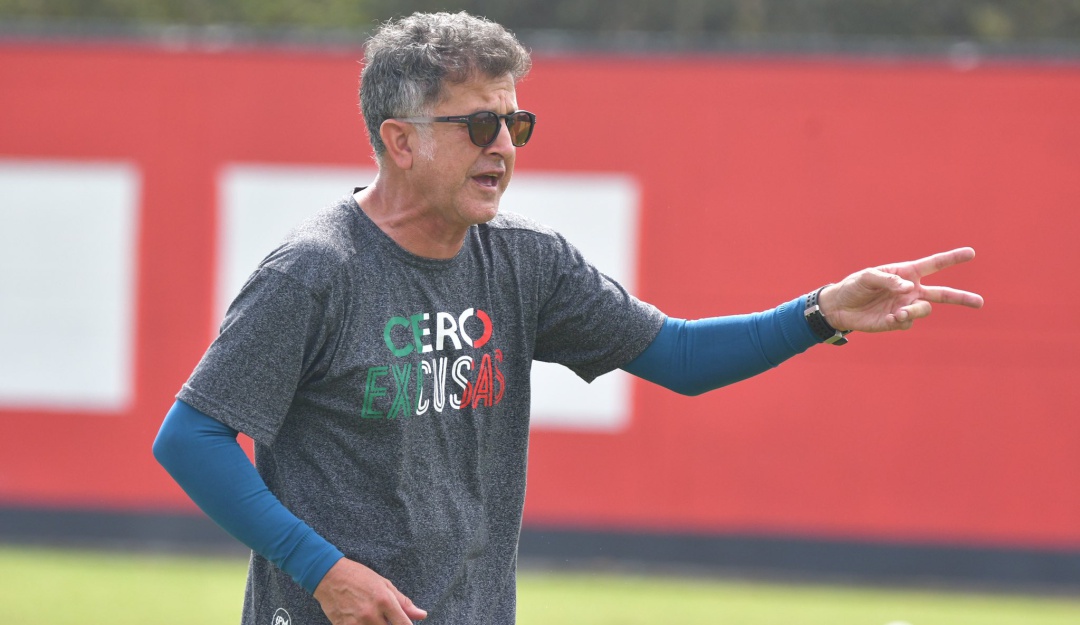 Juan Carlos Osorio entrenando al América de Cali en 2021 Juan Carlos Osorio entrenando al América de Cali en 2021